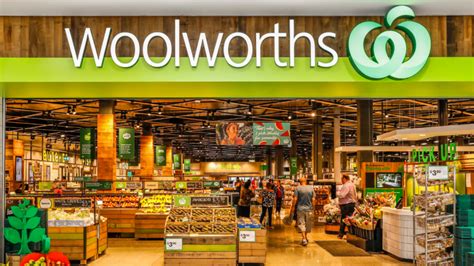 anzac day trading hours nsw woolworths